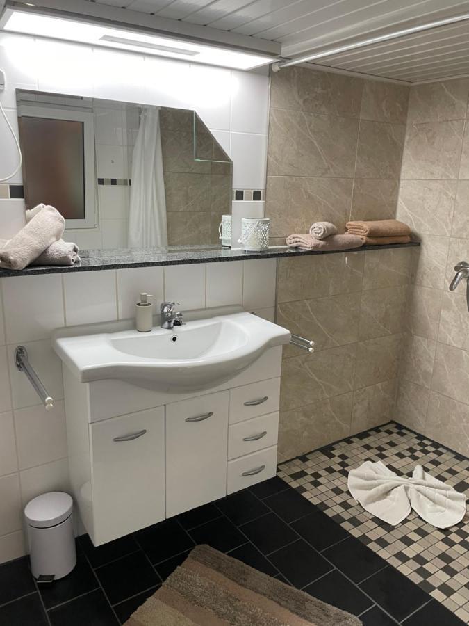 Christels Ferienwohnung 1 In Thale Mit Sonnenterrasse Und Grill 外观 照片