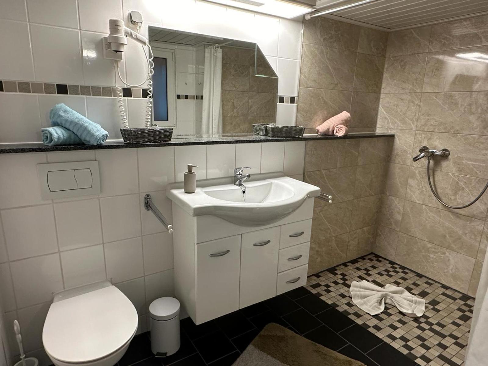 Christels Ferienwohnung 1 In Thale Mit Sonnenterrasse Und Grill 外观 照片