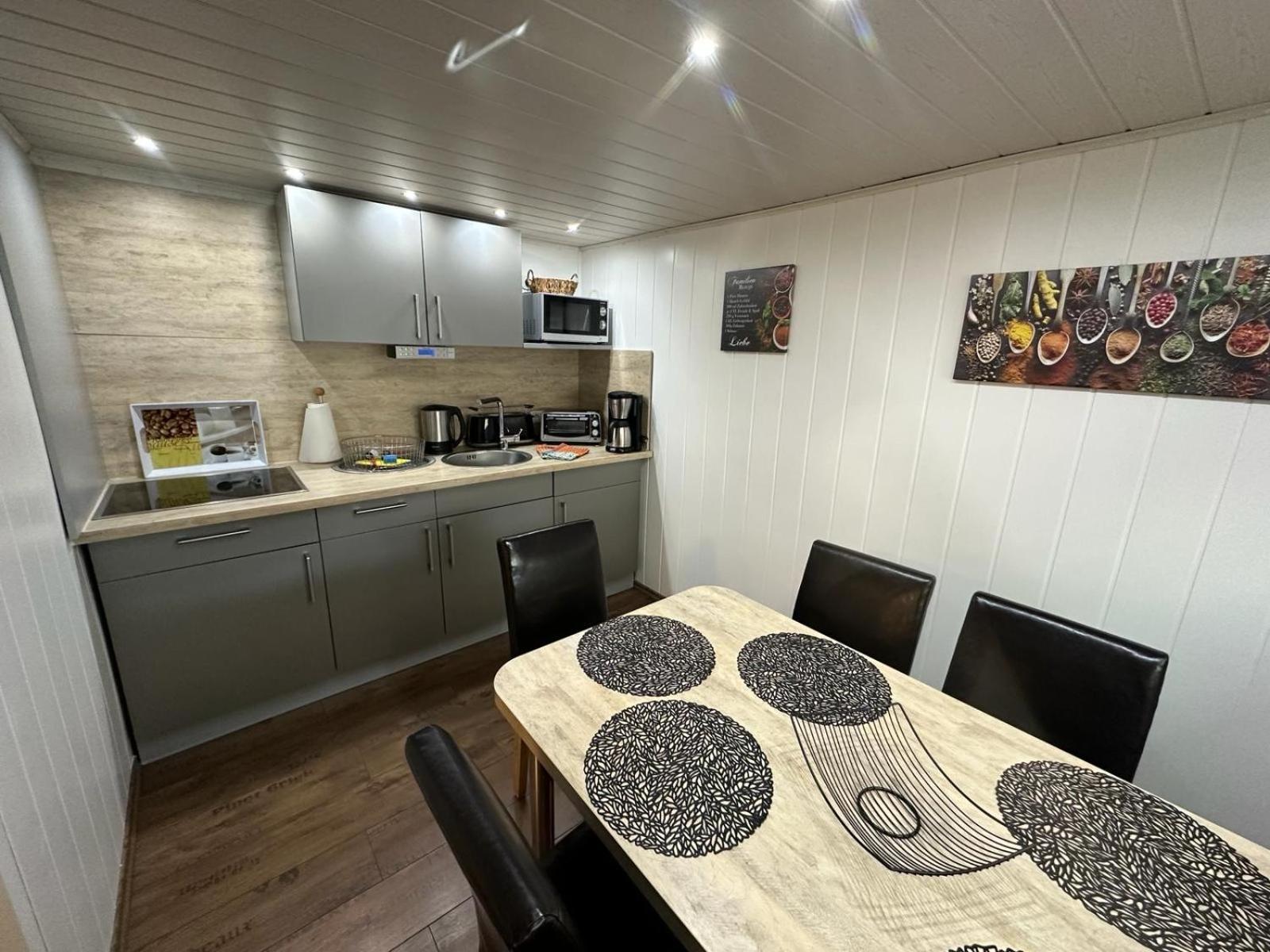 Christels Ferienwohnung 1 In Thale Mit Sonnenterrasse Und Grill 外观 照片